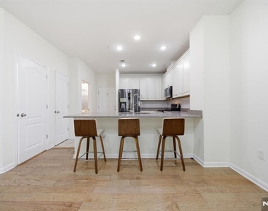 128 Wesmont - Photo Thumbnail 6