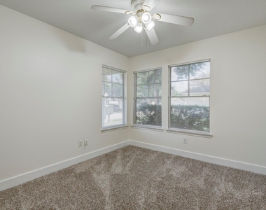 9622 Farrell Drive - Photo Thumbnail 15