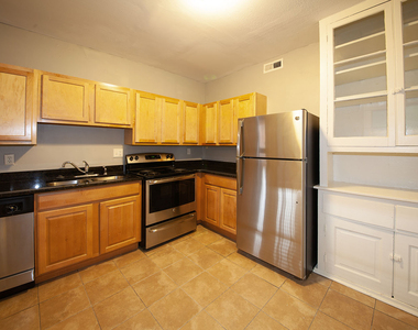 3902-3906 Lindell Boulevard - Photo Thumbnail 10