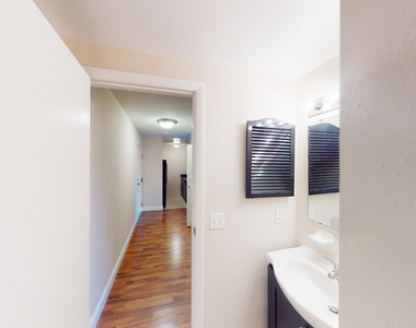 5660 Kingsbury Avenue - Photo Thumbnail 100