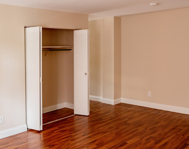 5660 Kingsbury Avenue - Photo Thumbnail 38