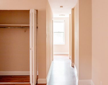5660 Kingsbury Avenue - Photo Thumbnail 41