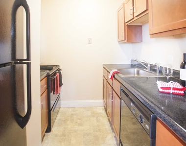 5660 Kingsbury Avenue - Photo Thumbnail 50