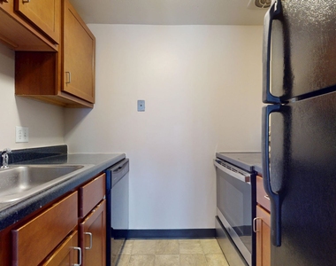 5660 Kingsbury Avenue - Photo Thumbnail 26