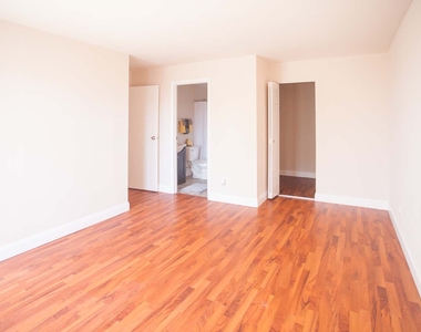 5660 Kingsbury Avenue - Photo Thumbnail 55