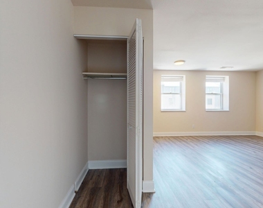 5660 Kingsbury Avenue - Photo Thumbnail 84