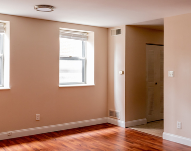 5660 Kingsbury Avenue - Photo Thumbnail 29