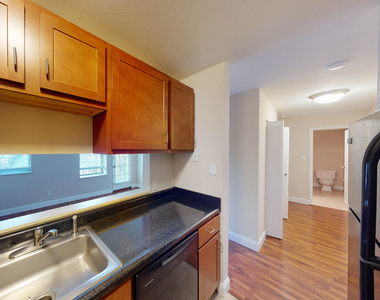 5660 Kingsbury Avenue - Photo Thumbnail 96