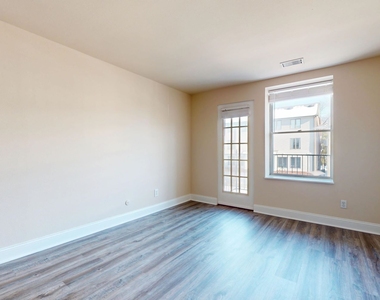 5660 Kingsbury Avenue - Photo Thumbnail 85