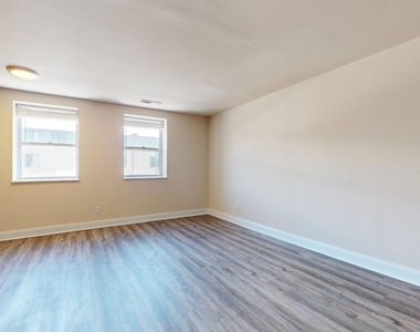 5660 Kingsbury Avenue - Photo Thumbnail 83