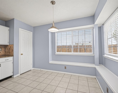 11563 Withers Way Circle - Photo Thumbnail 15