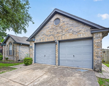 11563 Withers Way Circle - Photo Thumbnail 3