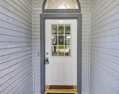 11563 Withers Way Circle - Photo Thumbnail 4