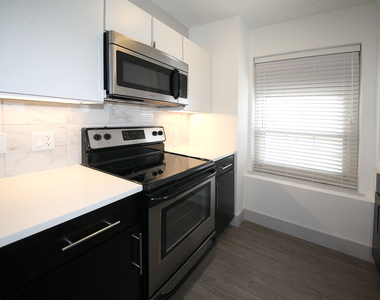 18 South Kingshighway - Photo Thumbnail 401