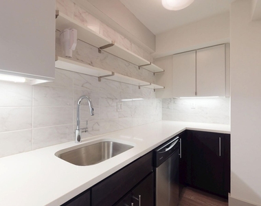 18 South Kingshighway - Photo Thumbnail 66