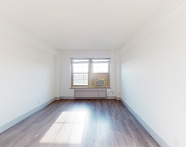 18 South Kingshighway - Photo Thumbnail 419