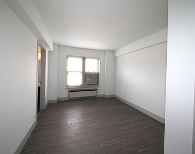 18 South Kingshighway - Photo Thumbnail 345