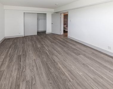 18 South Kingshighway - Photo Thumbnail 292