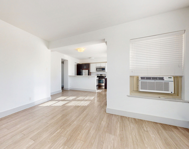 18 South Kingshighway - Photo Thumbnail 182
