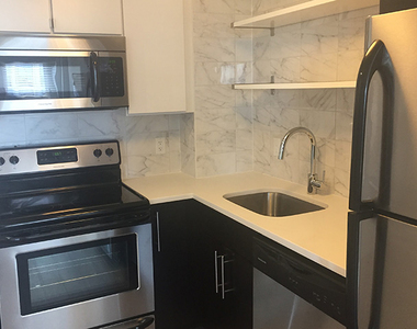 18 South Kingshighway - Photo Thumbnail 37