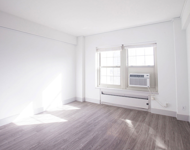 18 South Kingshighway - Photo Thumbnail 325