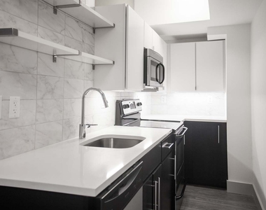 18 South Kingshighway - Photo Thumbnail 317