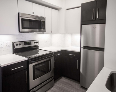 18 South Kingshighway - Photo Thumbnail 124