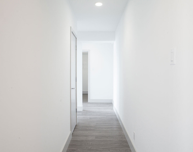 18 South Kingshighway - Photo Thumbnail 324
