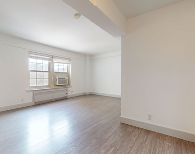 18 South Kingshighway - Photo Thumbnail 225