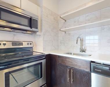 18 South Kingshighway - Photo Thumbnail 254
