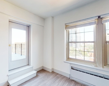 18 South Kingshighway - Photo Thumbnail 47