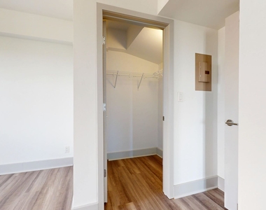 18 South Kingshighway - Photo Thumbnail 178
