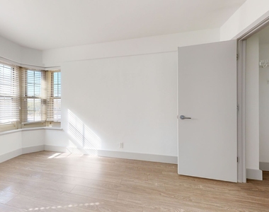 18 South Kingshighway - Photo Thumbnail 145