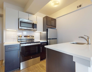 18 South Kingshighway - Photo Thumbnail 423