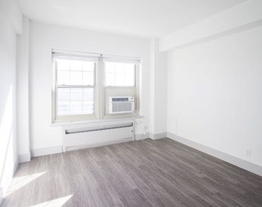 18 South Kingshighway - Photo Thumbnail 327