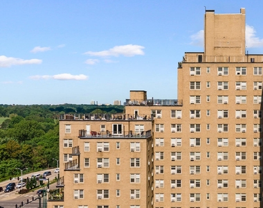 18 South Kingshighway - Photo Thumbnail 34