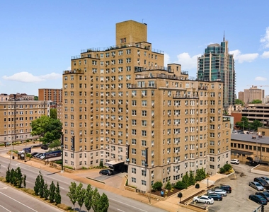 18 South Kingshighway - Photo Thumbnail 33