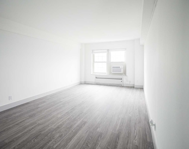 18 South Kingshighway - Photo Thumbnail 316