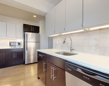 18 South Kingshighway - Photo Thumbnail 374