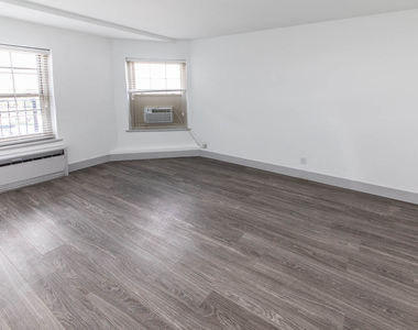18 South Kingshighway - Photo Thumbnail 291