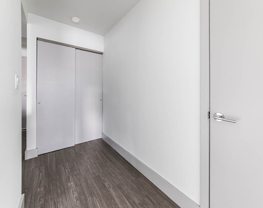 18 South Kingshighway - Photo Thumbnail 79
