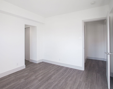 18 South Kingshighway - Photo Thumbnail 328