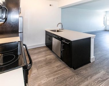 18 South Kingshighway - Photo Thumbnail 309