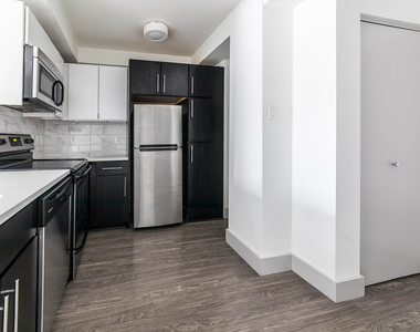 18 South Kingshighway - Photo Thumbnail 73