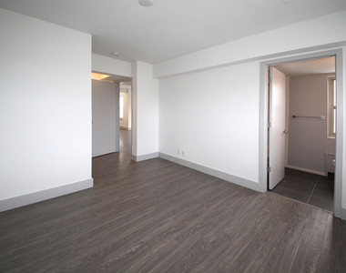 18 South Kingshighway - Photo Thumbnail 411