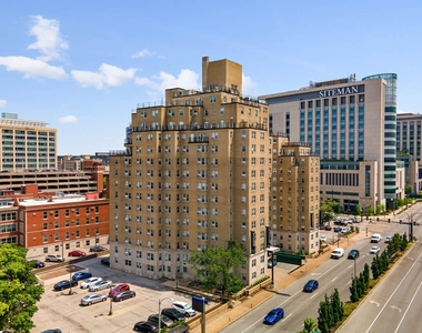18 South Kingshighway - Photo Thumbnail 2