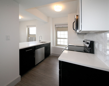 18 South Kingshighway - Photo Thumbnail 148