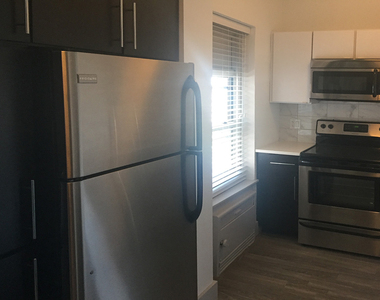 18 South Kingshighway - Photo Thumbnail 103