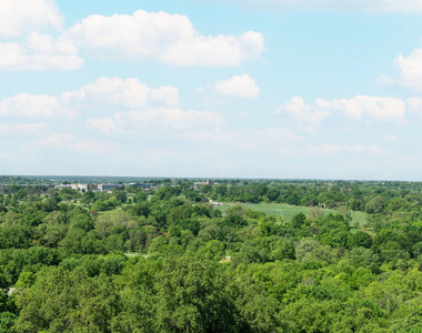18 South Kingshighway - Photo Thumbnail 35