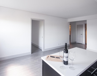 18 South Kingshighway - Photo Thumbnail 132